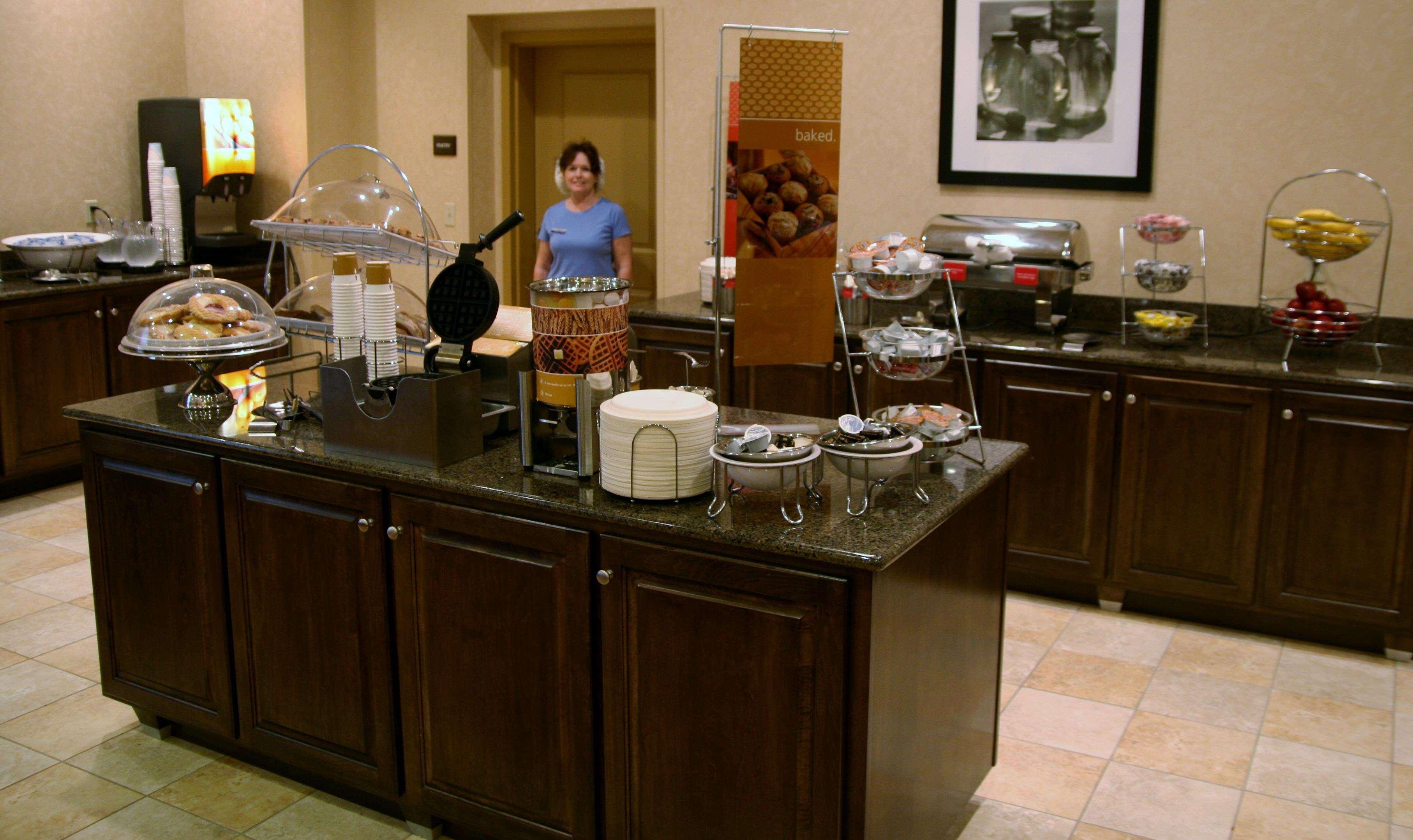 Hampton Inn Williamsburg Restaurant photo