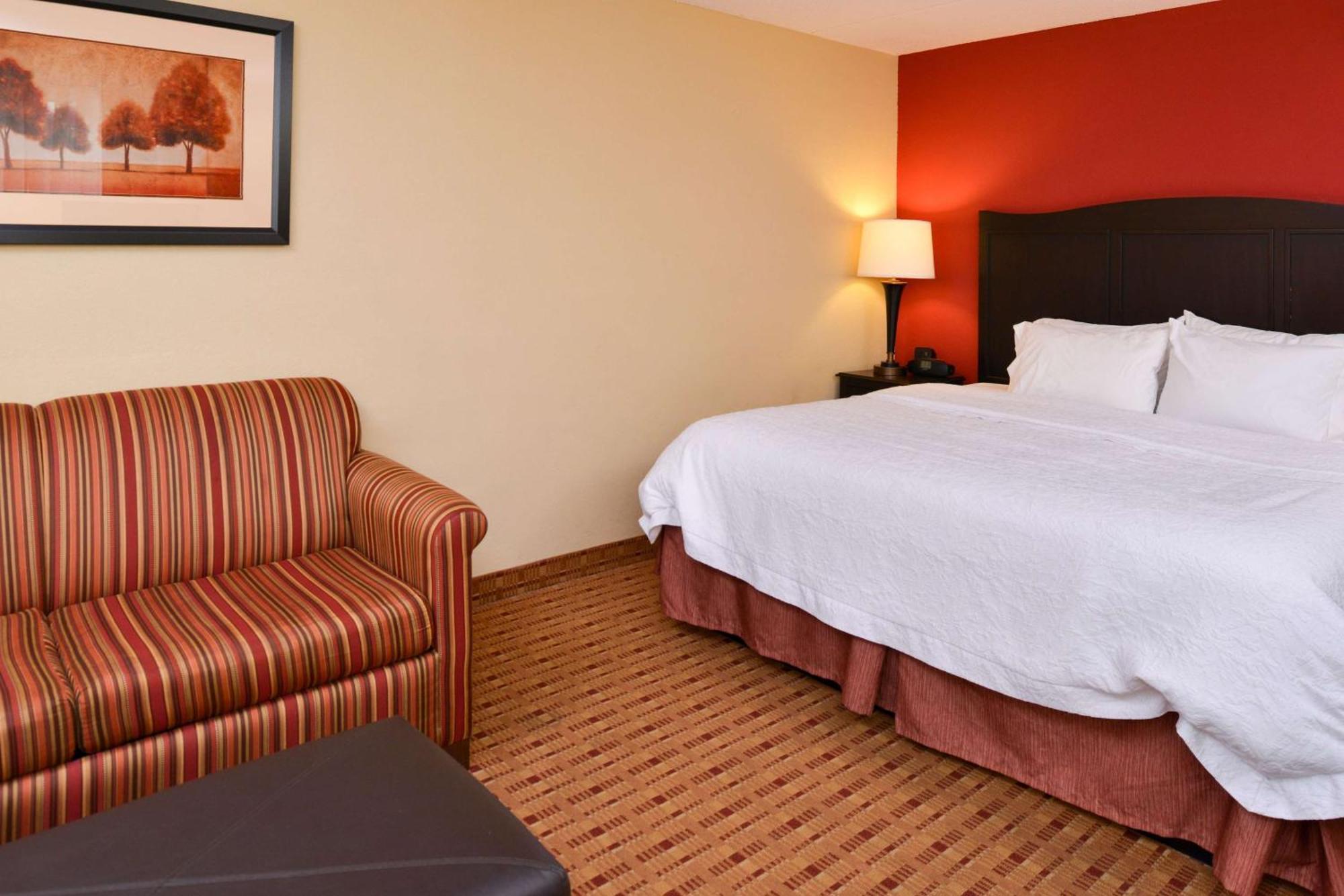 Hampton Inn Williamsburg Exterior photo