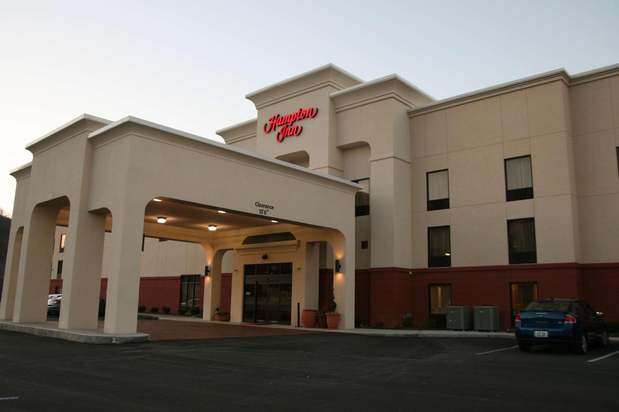 Hampton Inn Williamsburg Exterior photo