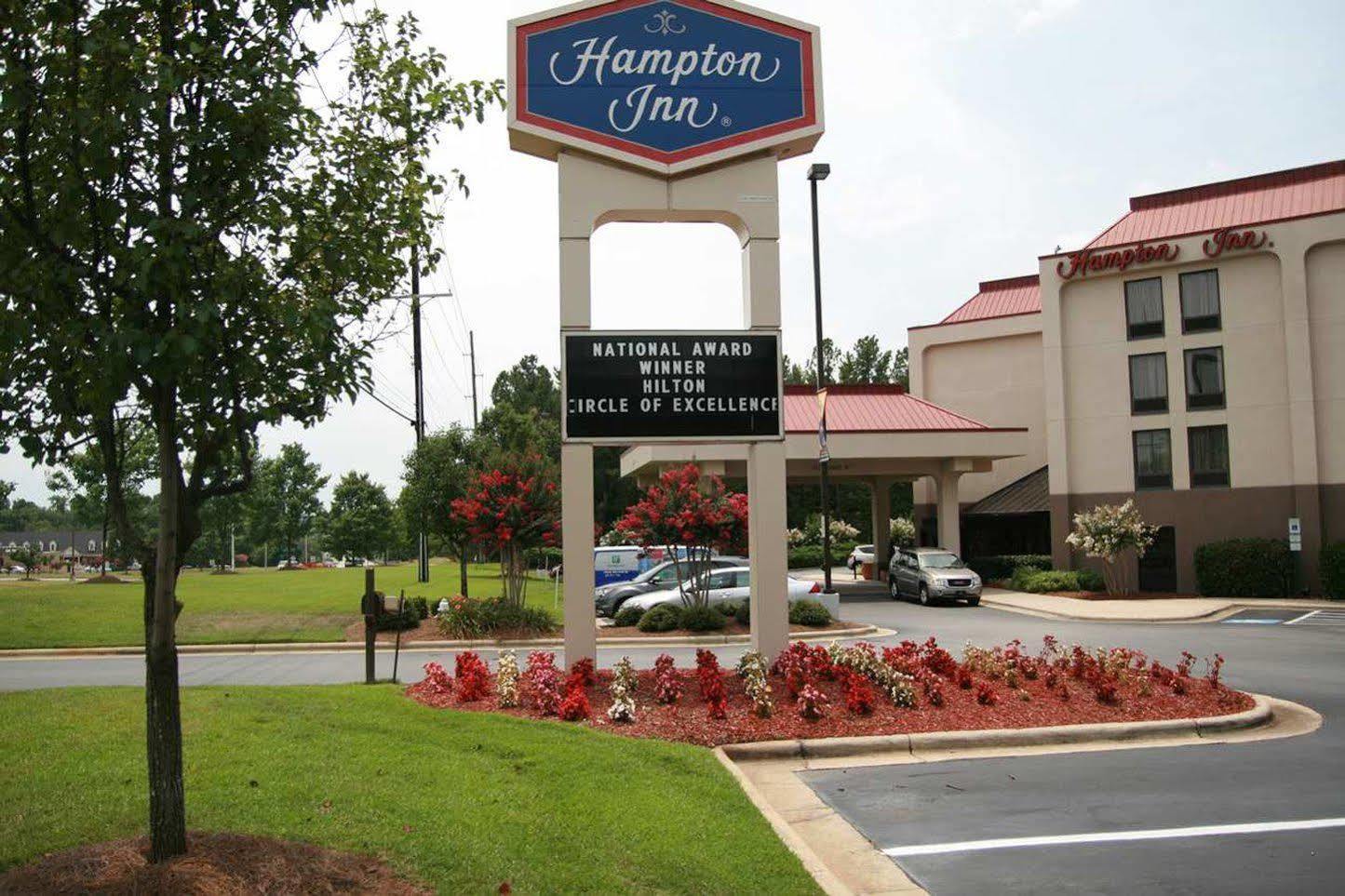 Hampton Inn Williamsburg Exterior photo